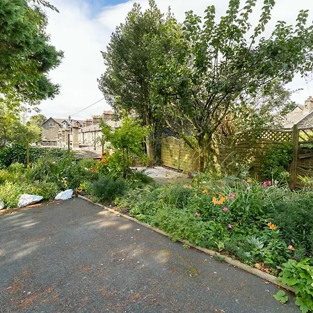 114 Craig Walk - Sleeps 10