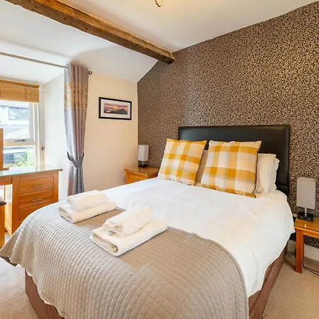 114 Craig Walk - Sleeps 10 Semesterbostad *