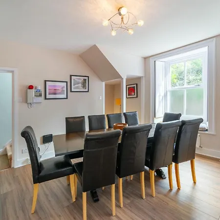 Hébergement de vacances 114 Craig Walk - Sleeps 10 Bowness-on-Windermere