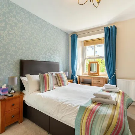 114 Craig Walk - Sleeps 10 Holiday home